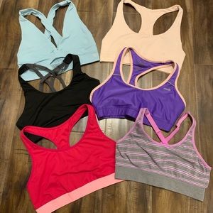 Sports bra bundle size medium